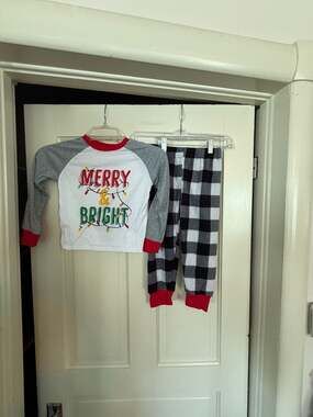 Kids "Merry & Bright" Christmas Pajama Set 3T